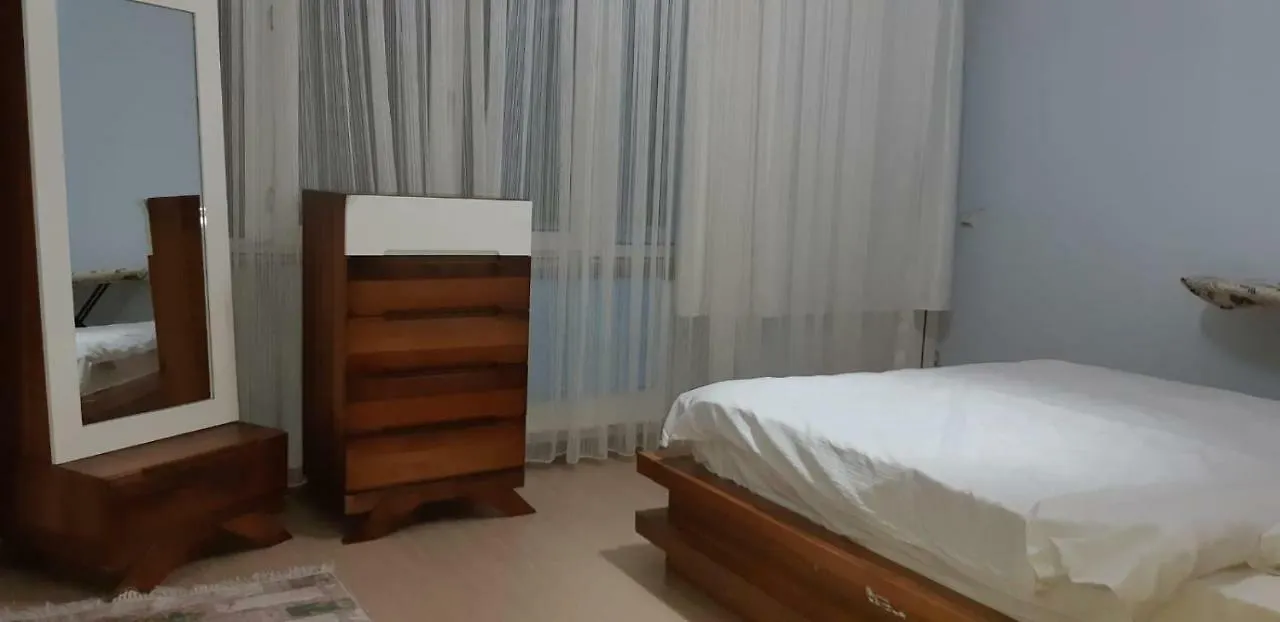Duatepe Mahallesi Bozkurt Caddesi No:55 Kat:1 No:3 Sisli Istanbul Apartment
