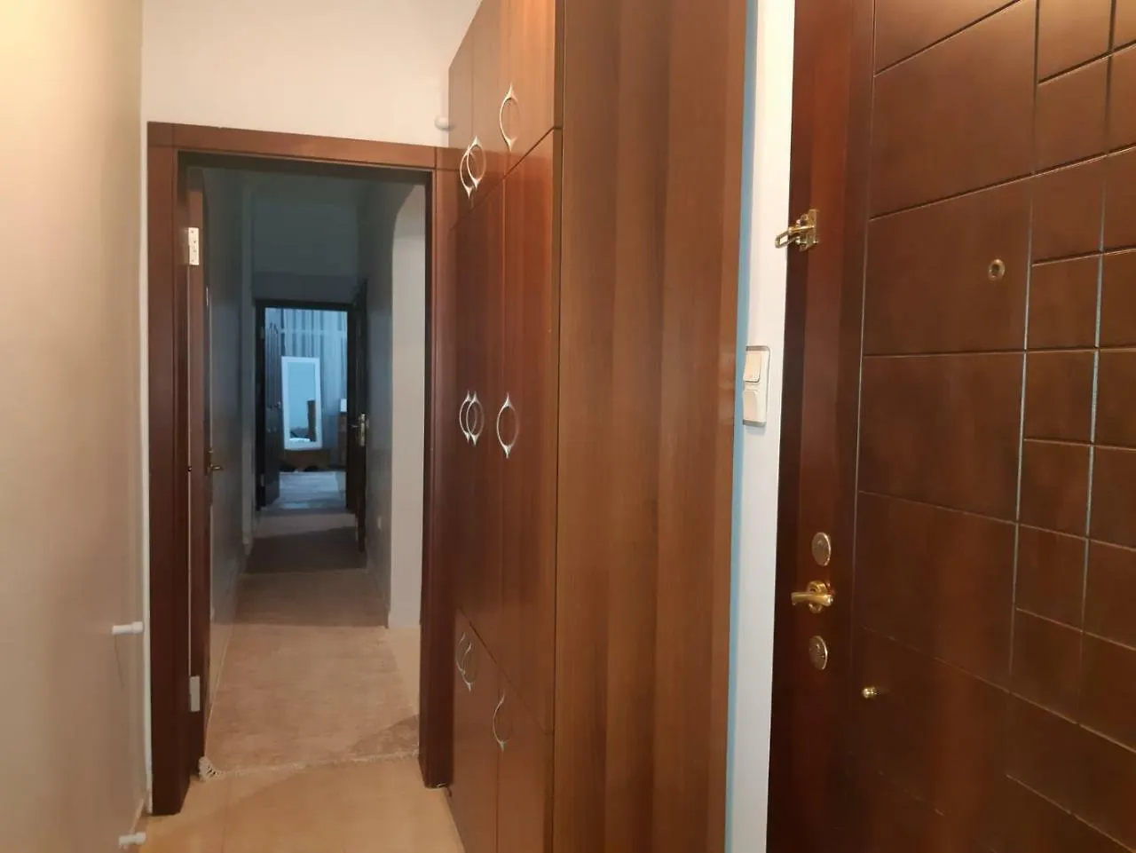 Duatepe Mahallesi Bozkurt Caddesi No:55 Kat:1 No:3 Sisli Istanbul Apartment